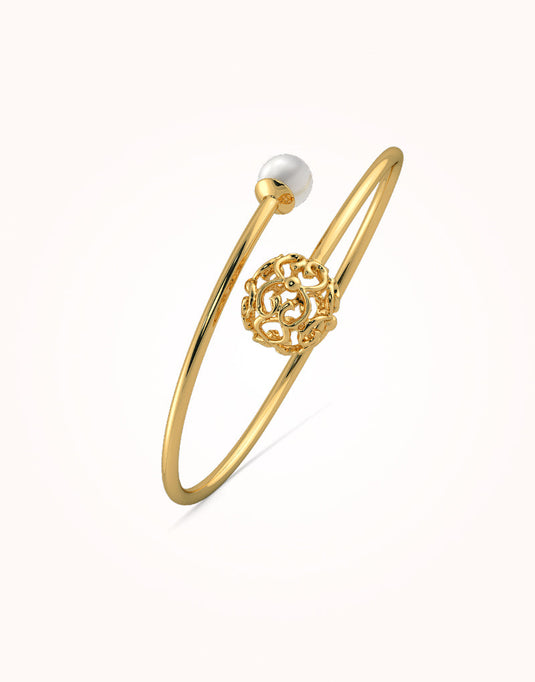 Bespoke twister bangle